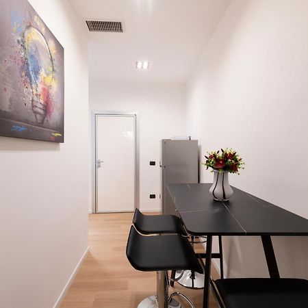Milan Royal Suites Duomo Luaran gambar