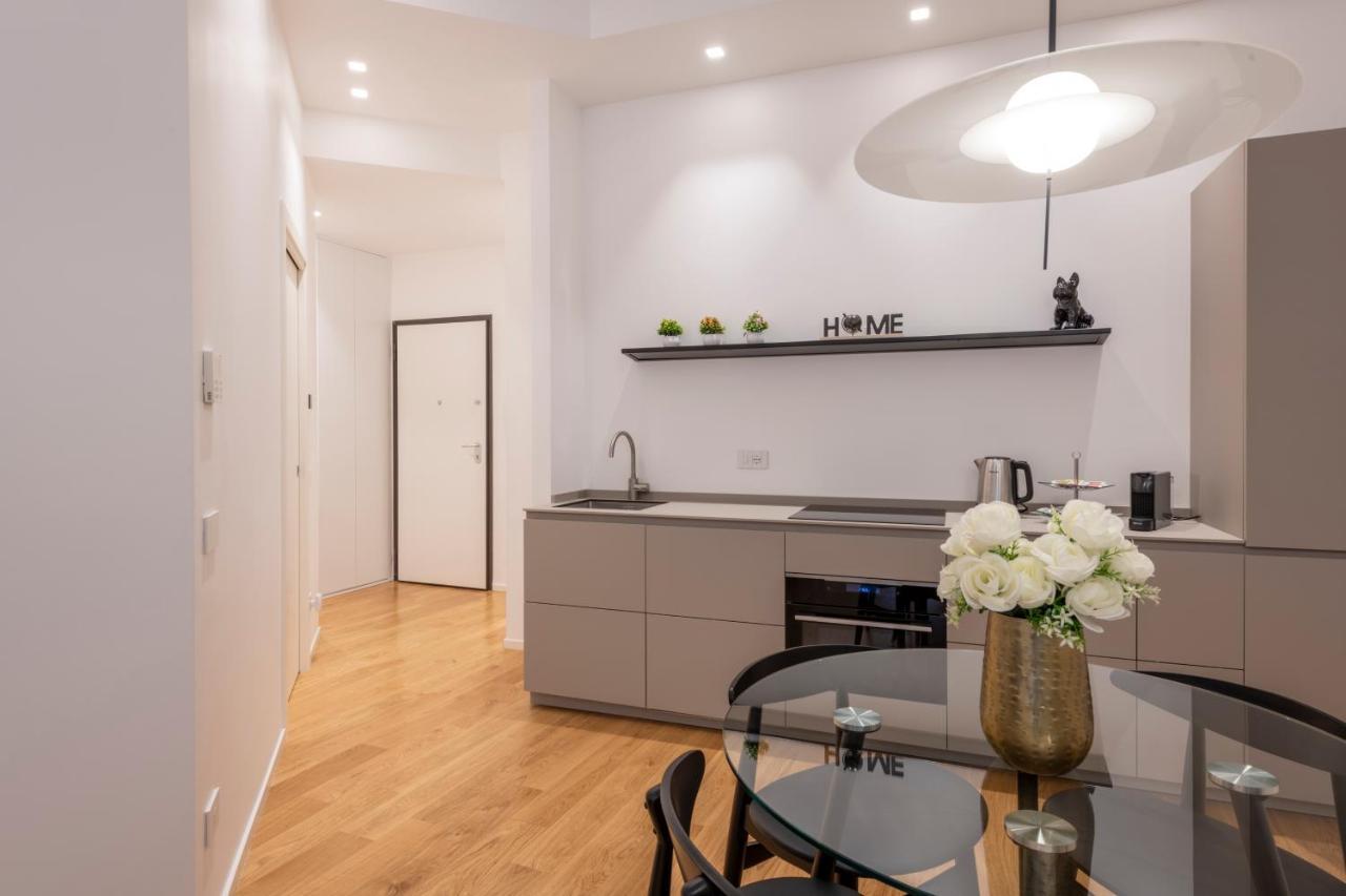 Milan Royal Suites Duomo Luaran gambar