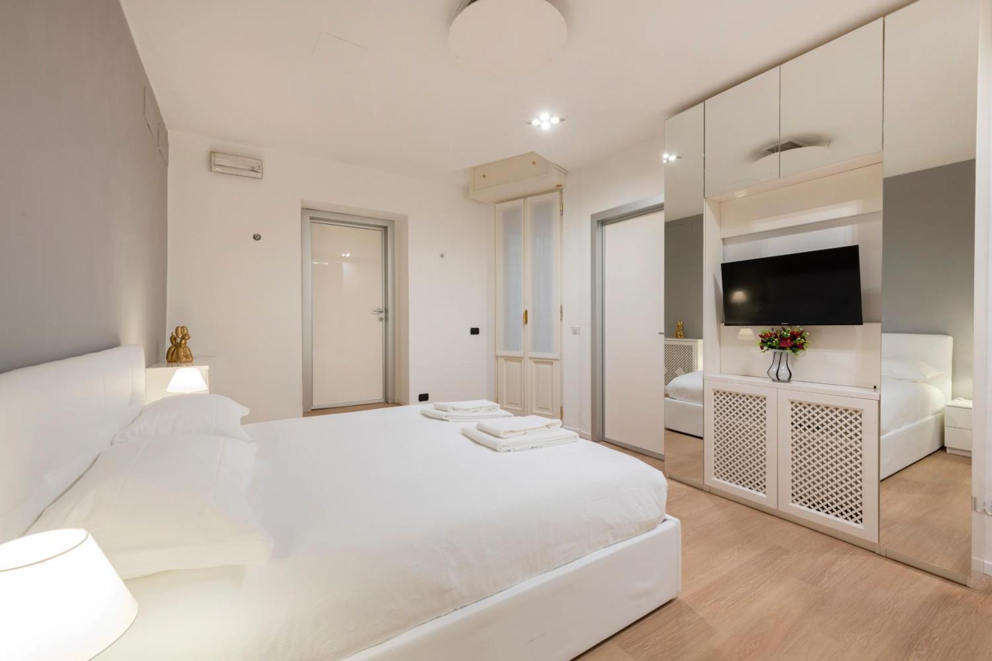 Milan Royal Suites Duomo Luaran gambar